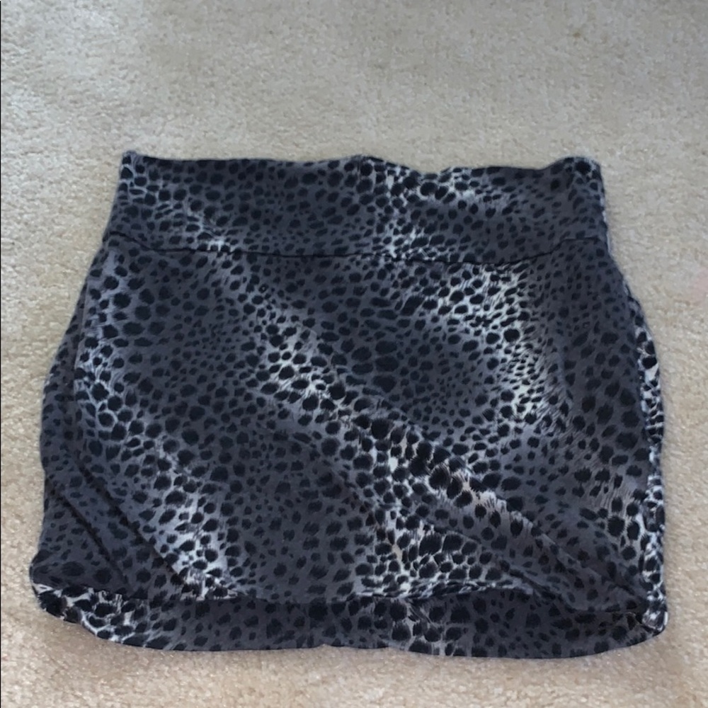 Skirt!